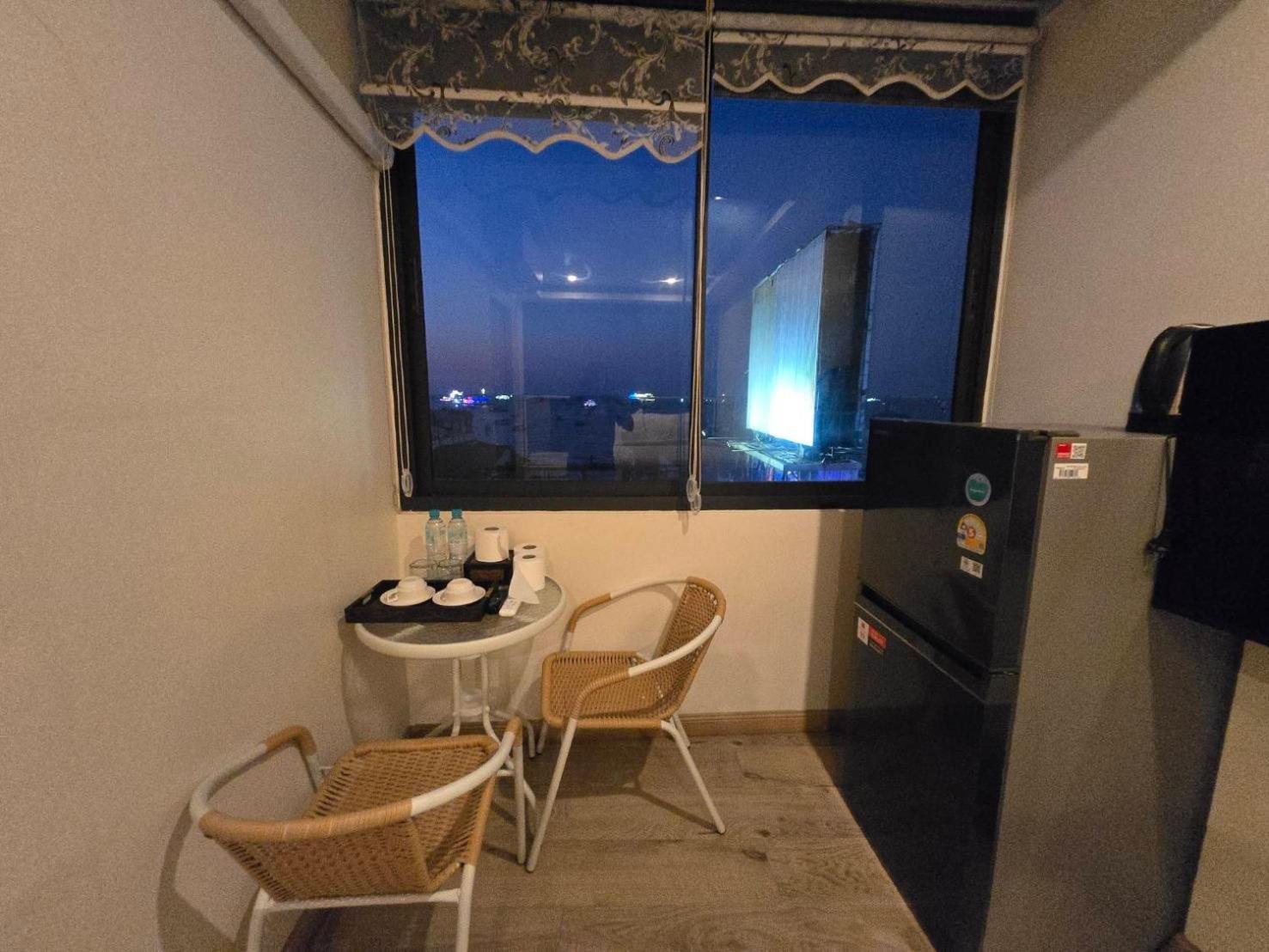 Pumpui Place Паттая Екстер'єр фото