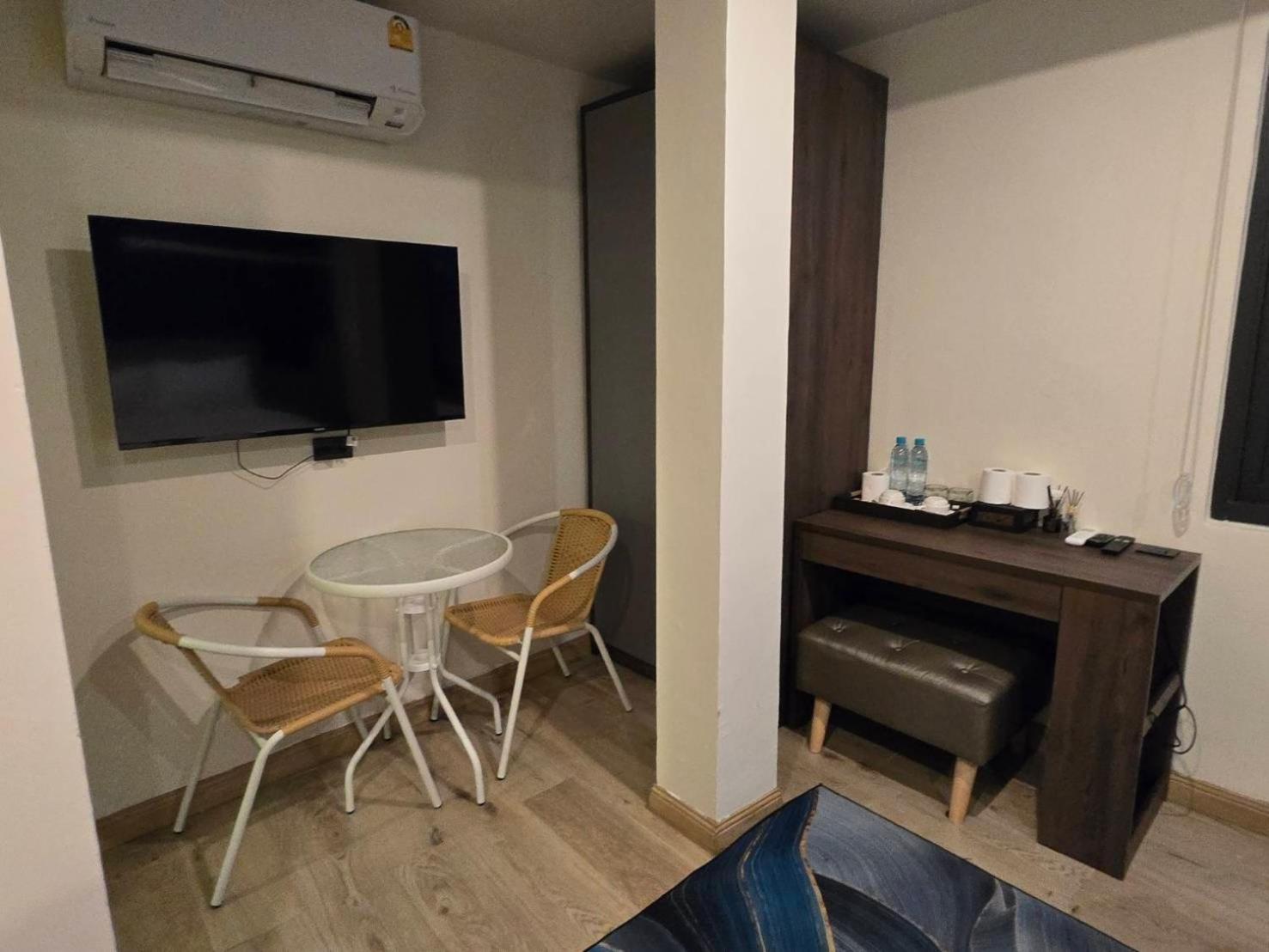 Pumpui Place Паттая Екстер'єр фото