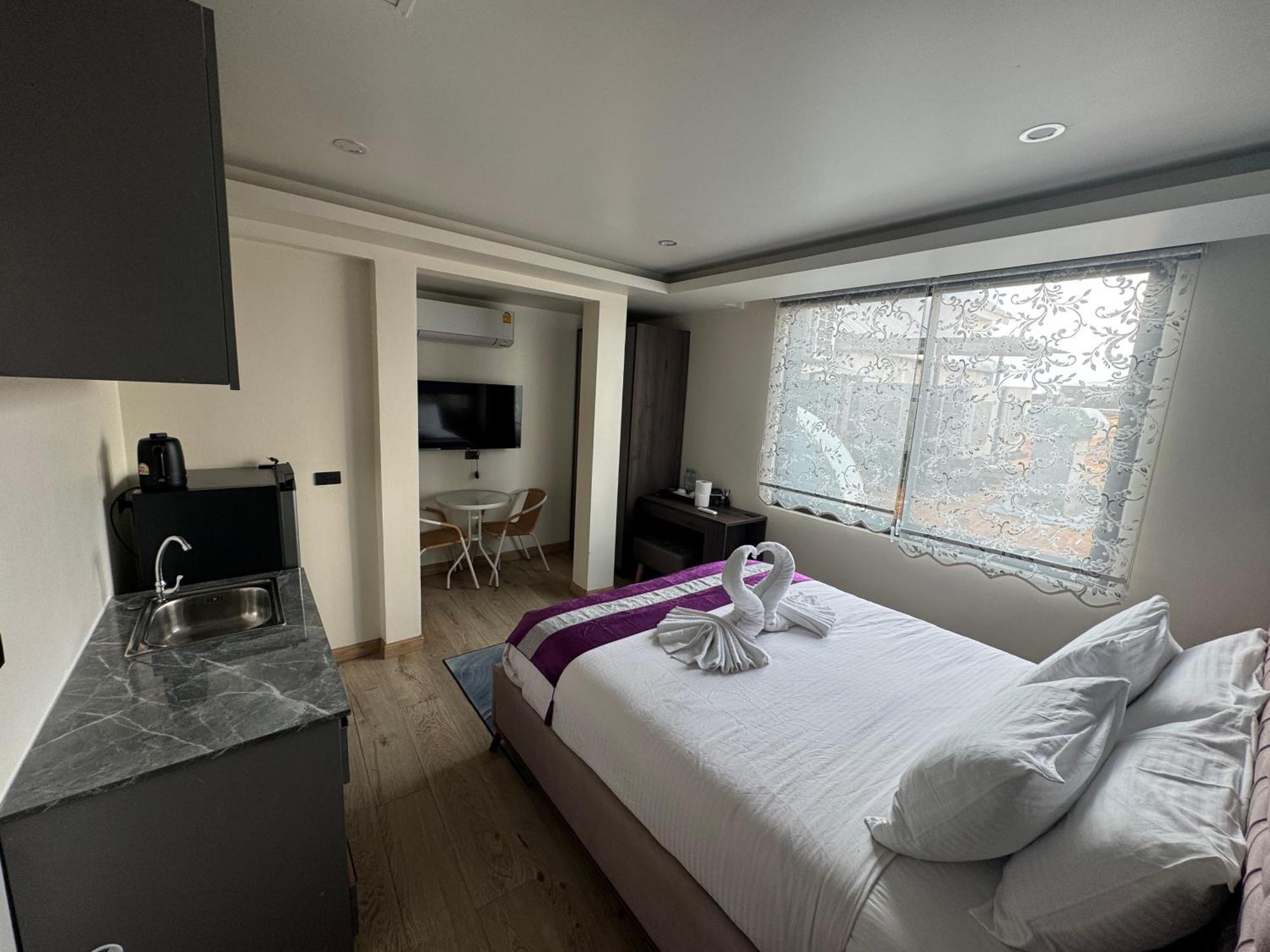 Pumpui Place Паттая Екстер'єр фото